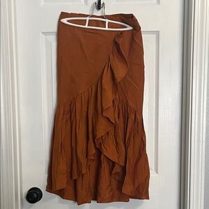 Elegant Ruffle Skirt Emerson Lang